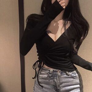 Chic Black Long Sleeve Top